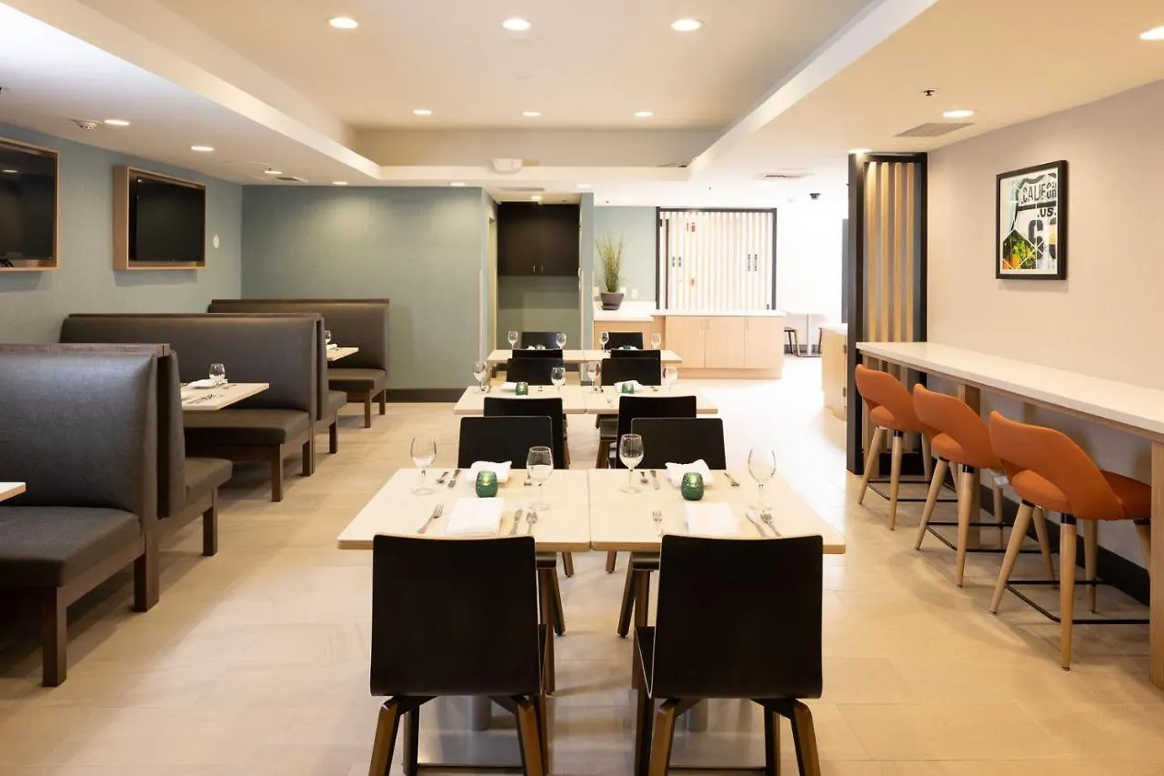 Holiday Inn Santa Ana-Orange County Airport By Ihg 3*,
